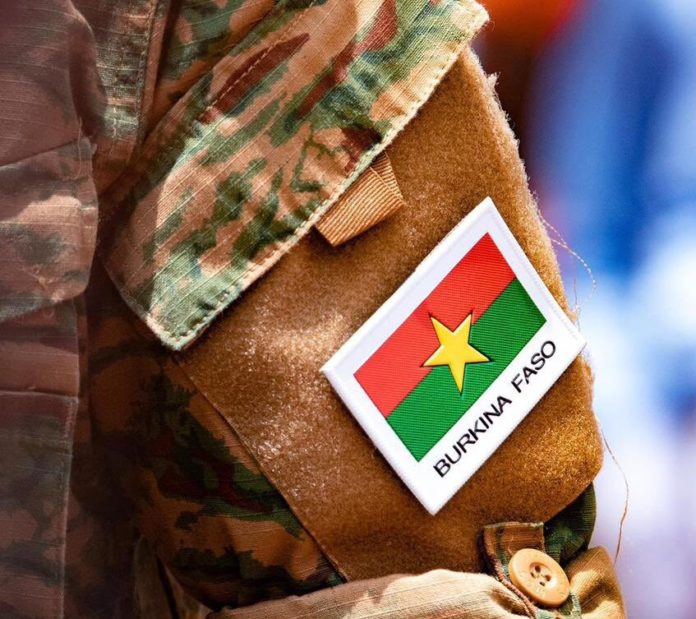 Coup d’Etat en cours au Burkina? Accès au palais bloqué, la Rtb n’émet plus, tirs entendus…