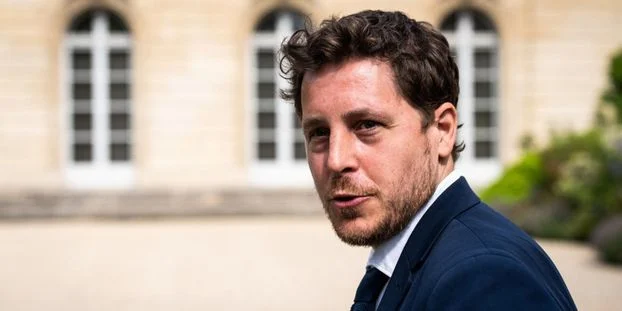 France: Julien Bayou démissionne de son poste de secrétaire national de EELV