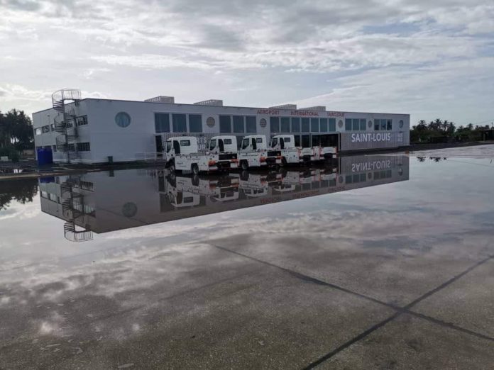 Saint-Louis : L’aéroport Ousmane Masseck Ndiaye qui a coûté 23 milliards Fcfa, inondé (Photos)