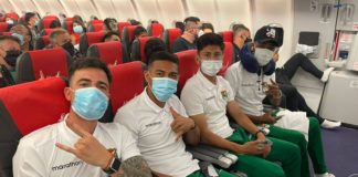 Sénégal-Bolivie : les Boliviens dans l'avion pour la France