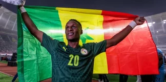 Qui pour remplacer Bouna Sarr ?