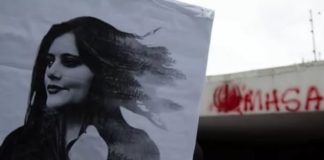 Iran : les forces de sécurité tirent sur des manifestants après un hommage à Mahsa Amini