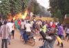 Burkina Faso : Des manifestants demandent au capitaine Traoré de garder le pouvoir