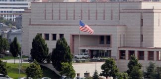 Washington ordonne le départ de son personnel non essentiel de la capitale du Nigeria