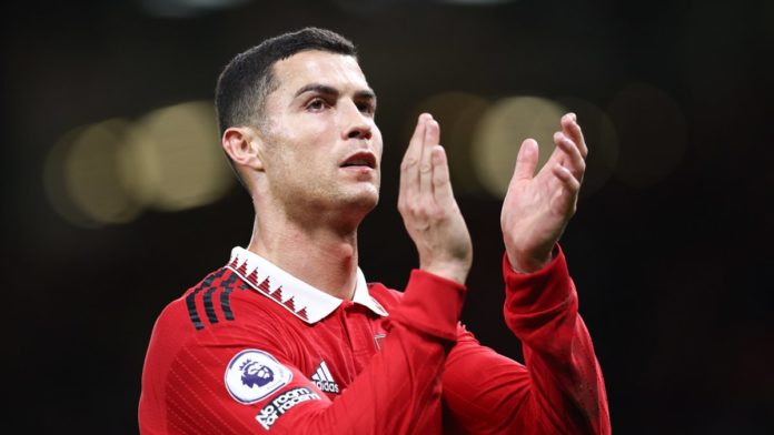 Manchester United et Ronaldo officialisent leur divorce