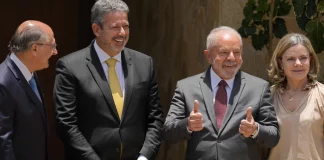 Bolsonaro reclus, Lula à la manœuvre pour construire son futur gouvernement