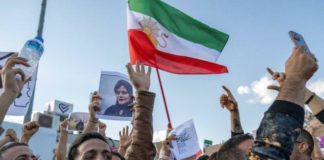 Manifestations en Iran : près de 800 inculpations et une première condamnation à mort