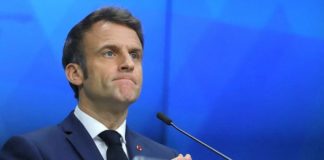 La France suspend son aide au développement au Mali