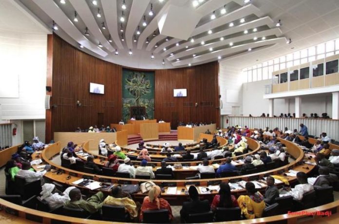 Assemblée nat : Le député Mamadou Lamine Diallo demande le retrait du règlement intérieur