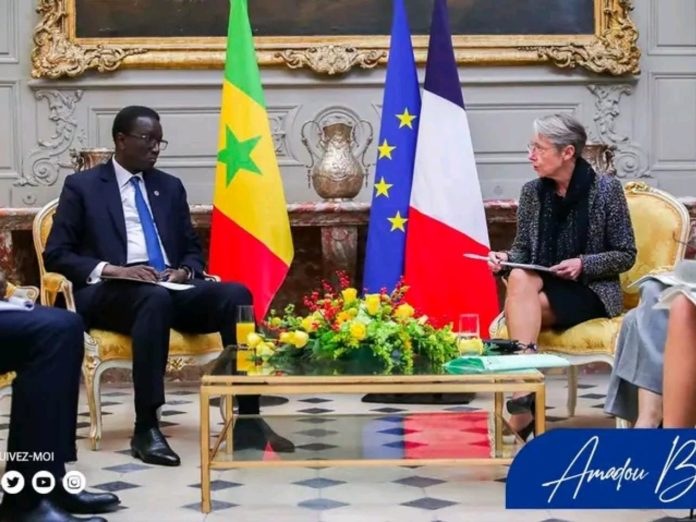 La France accorde 100 milliards de FCFA au Sénégal, 6 accords signés