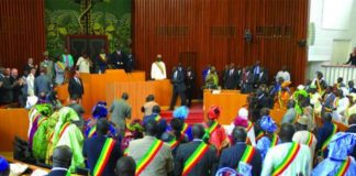 Les députés Massata Samb et Mamadou Niang à la Dic !