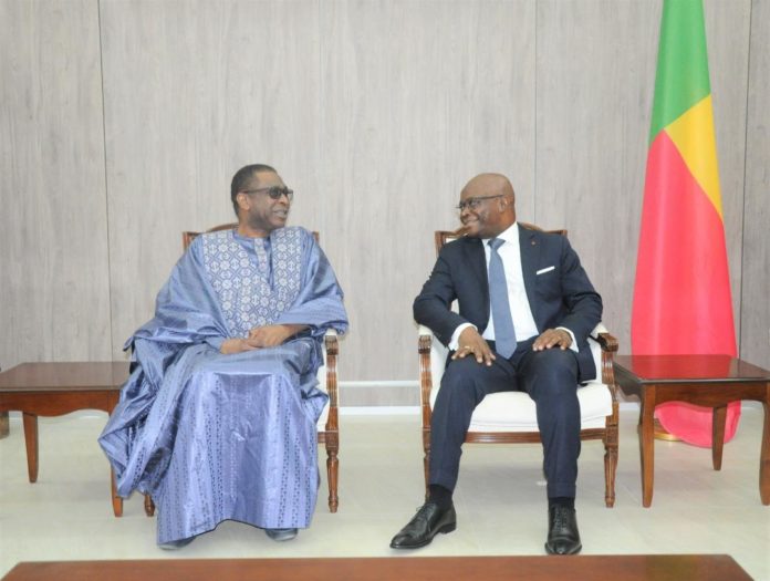 Youssou Ndour à Cotonou pour rencontrer Patrice Talon, dont il apprécie « énormément le leadership »